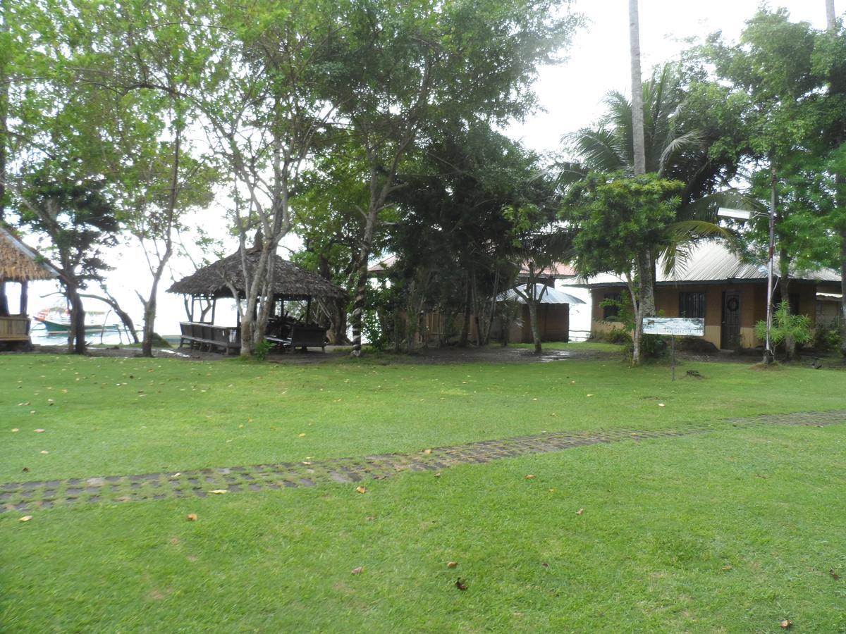 Punta Del Sol Araceli Beach Resort Samal Buitenkant foto