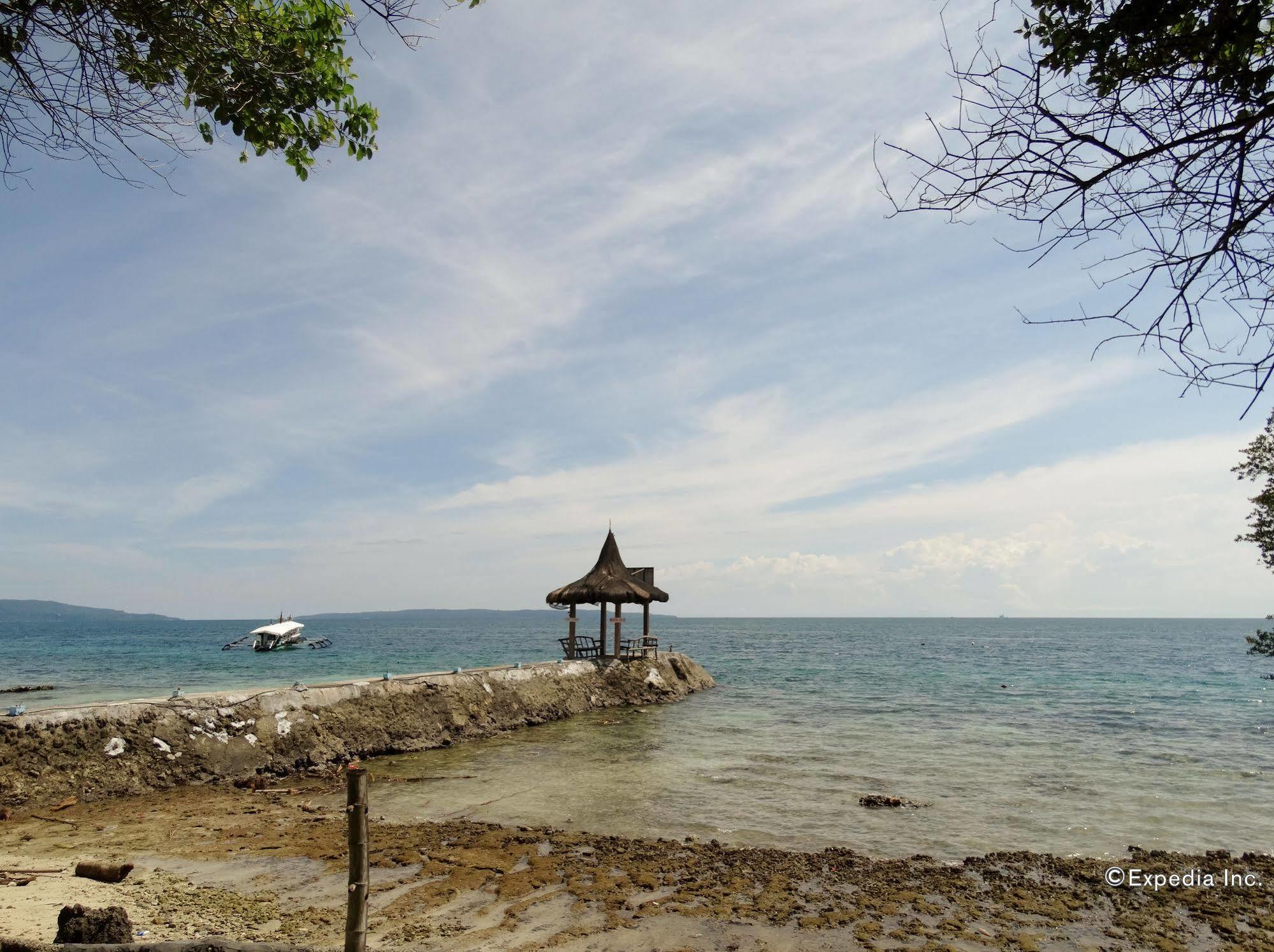 Punta Del Sol Araceli Beach Resort Samal Buitenkant foto
