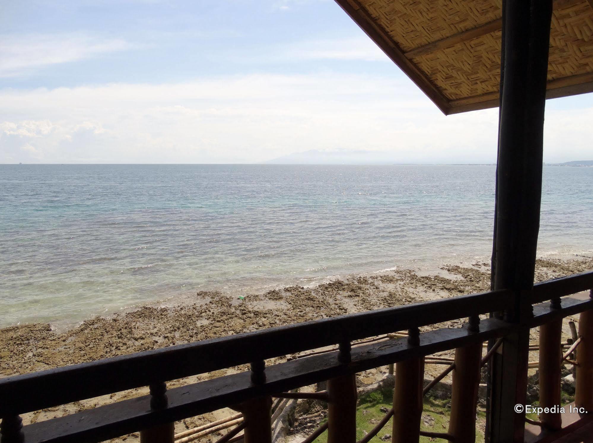 Punta Del Sol Araceli Beach Resort Samal Buitenkant foto